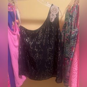 NWOT Black Siene one shoulder silk top size 00